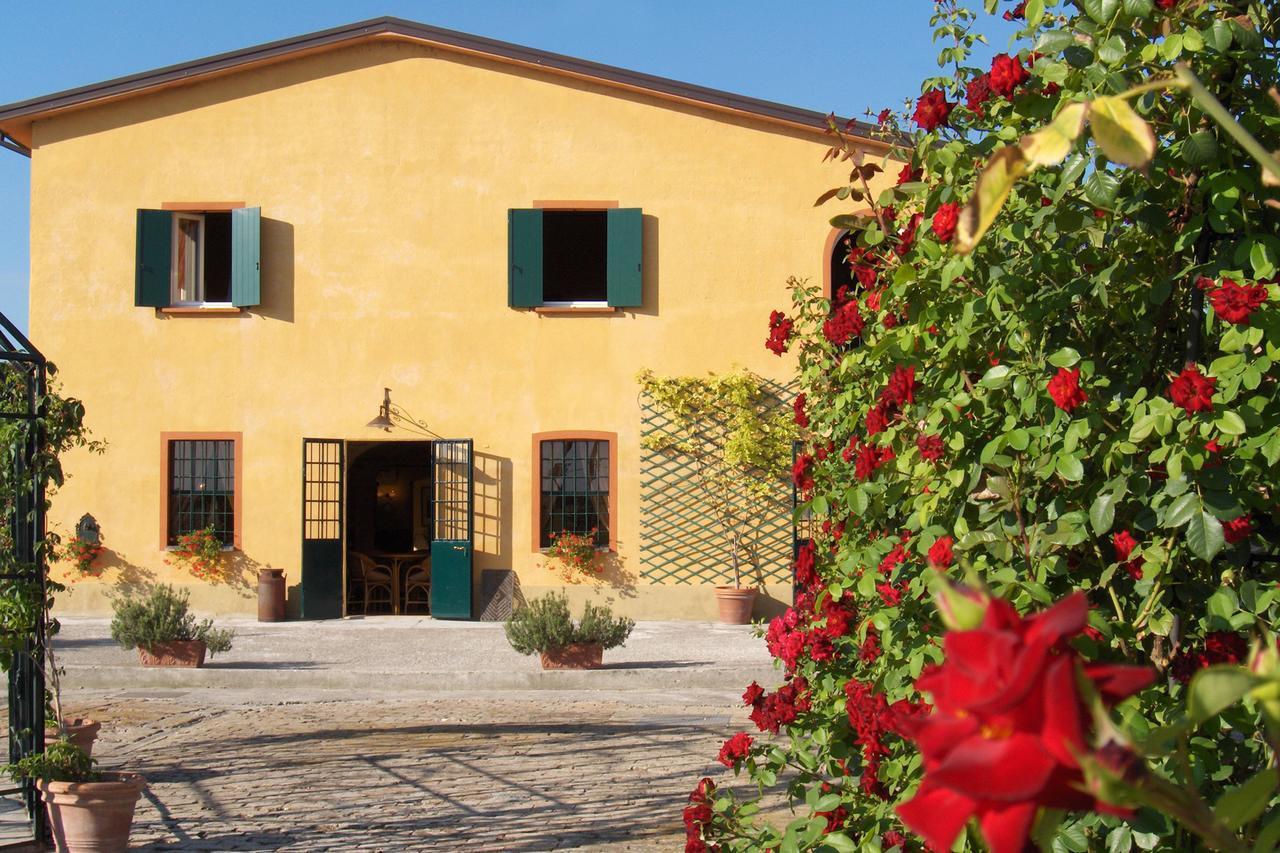 בוסטו Agriturismo Le Colombaie מראה חיצוני תמונה
